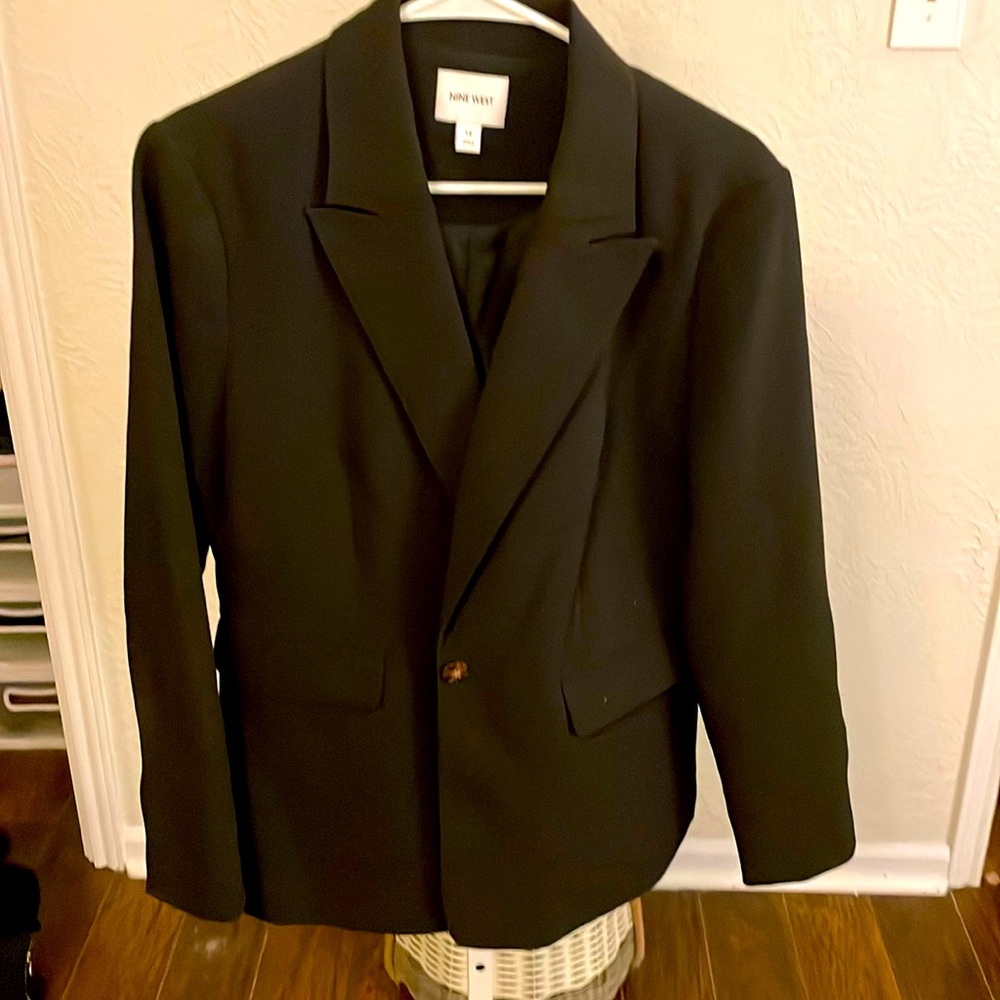 Nine West black blazer